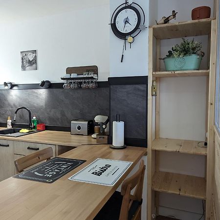 Bayard La Tour Apartment Charleville-Mezieres Bagian luar foto