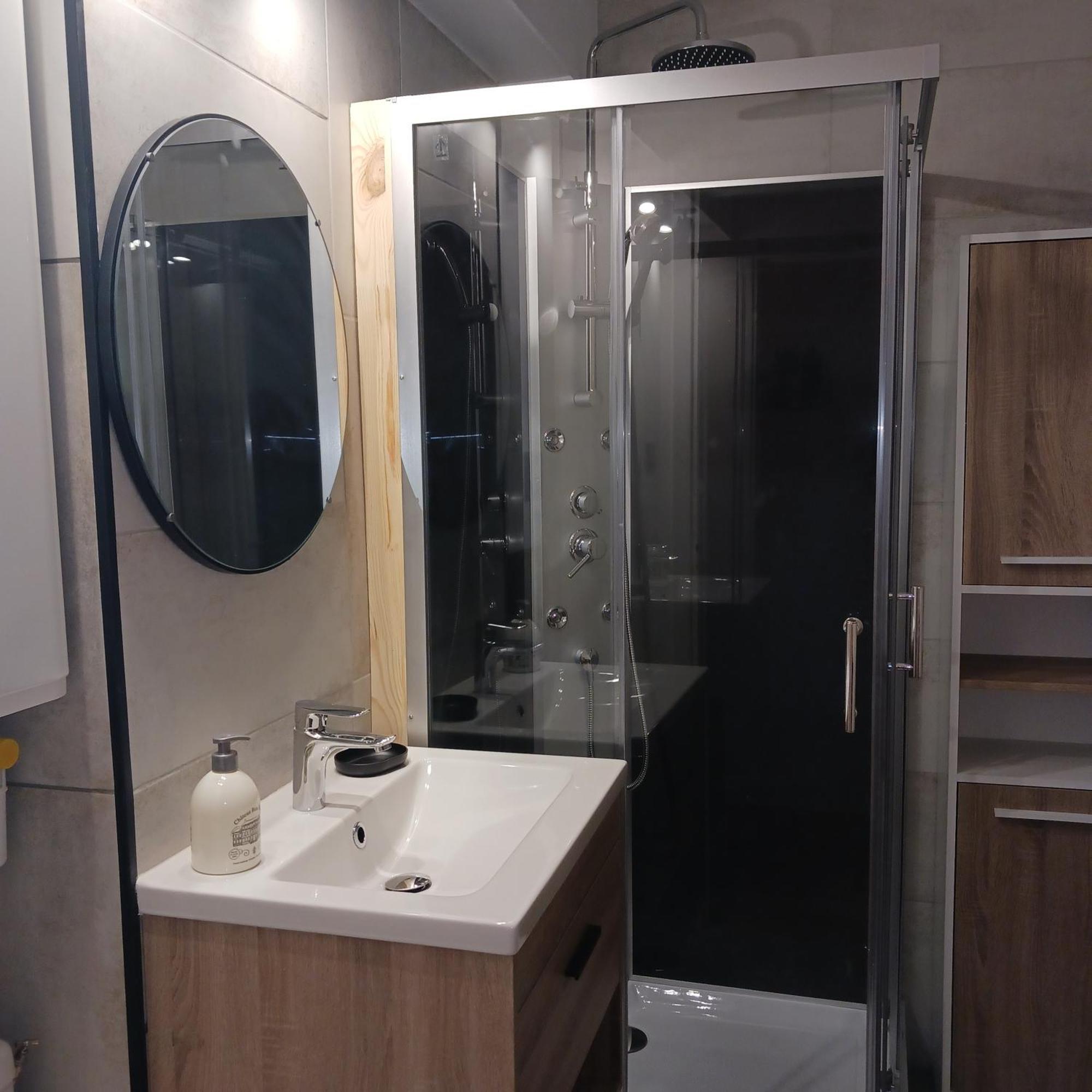 Bayard La Tour Apartment Charleville-Mezieres Bagian luar foto